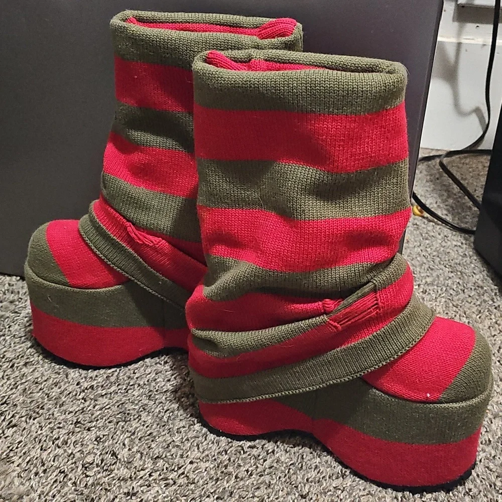 Dolls Kill A Nightmare On Elm Street Platform Boots - Picture 5 of 10